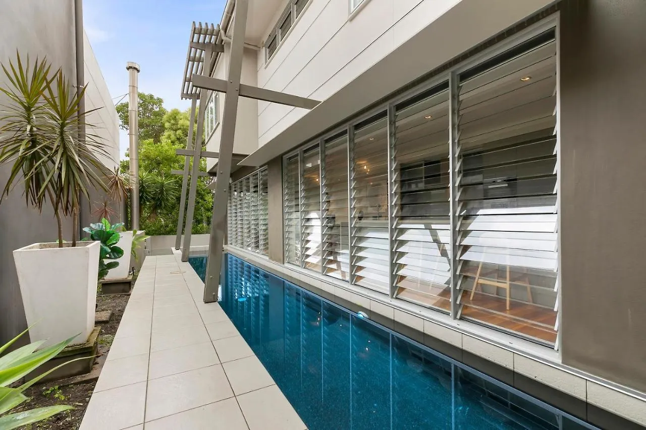 Holiday home Sanctuary At Sunshine Beach - Tranquil Private Pool